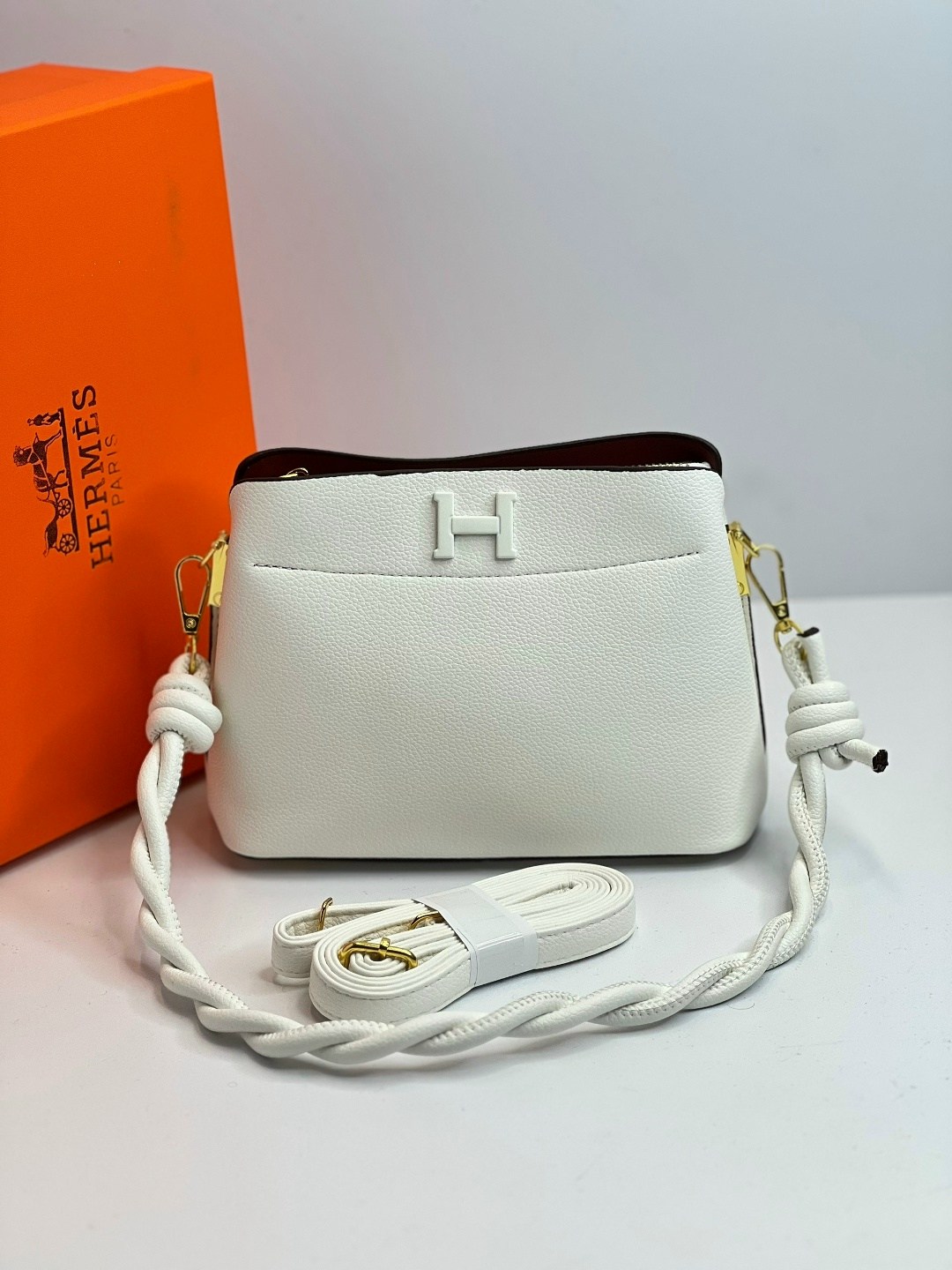 hermes сумка,женская сумка hermes,hermes сумка на плечо,сумка через плечо эрмес женские,сумка женская