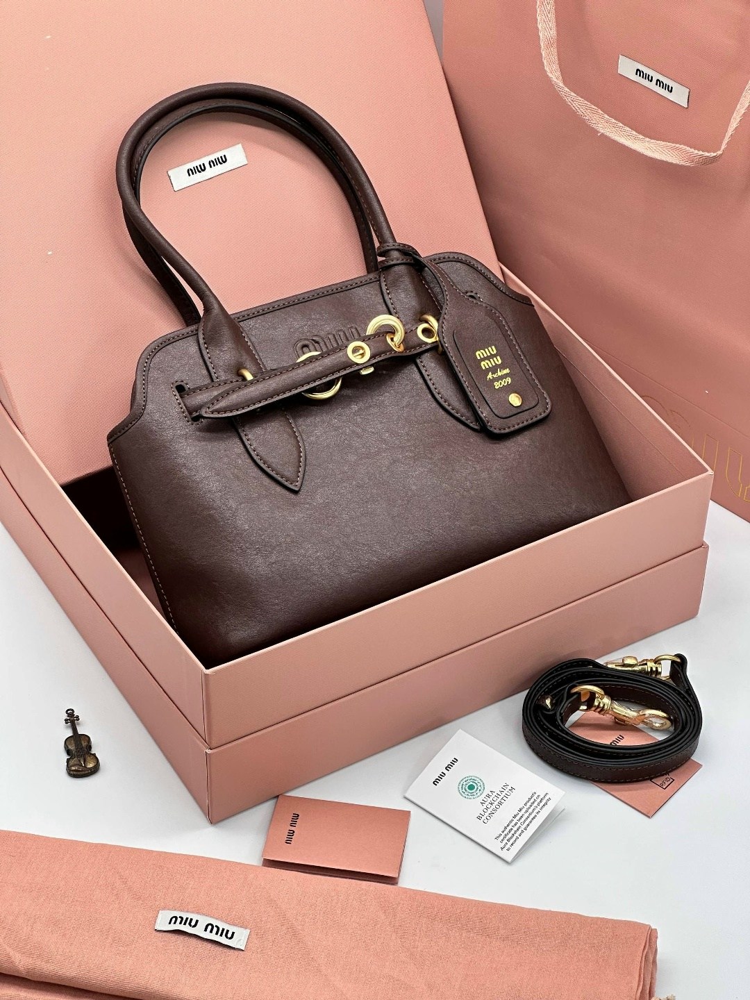 сумка женская miu miu,сумка miu miu,коричневая кожаная сумка miu miu,сумка женская miu miu 34х19,сумка miu miu большая