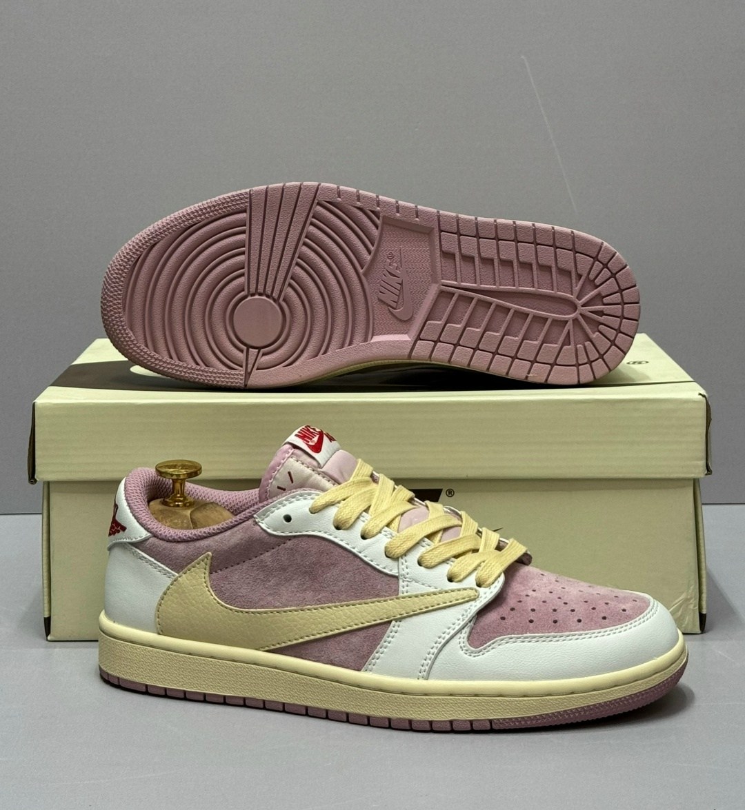 travis scott x air jordan 1 low sail shy pink,travis scott x air jordan 1 low og sail/shy pink,кроссовки air jordan 1 low x travis scott 'shy pink' unisex,nike air jordan 1 low x travis scott sail shy