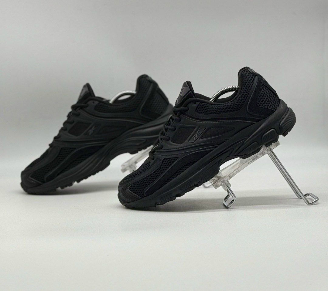 кроссовки,кроссовки reebok,кроссовки массивные,мужские кроссовки,мужские кроссовки reebok