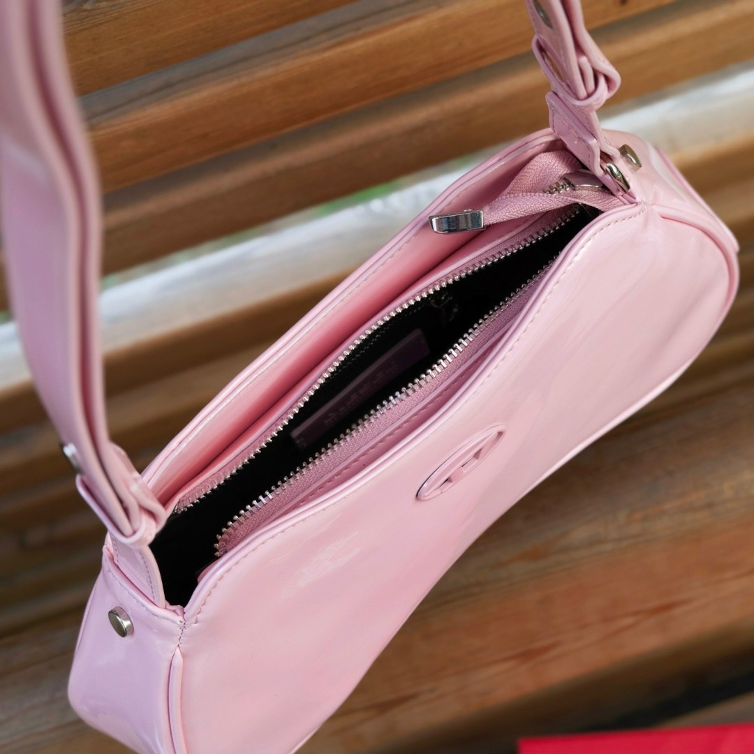сумка diesel,сумка diesel play crossbody премиум 30-14 см,сумка 30-14 см реплика diesel,сумка diesel женская,сумка дизель
