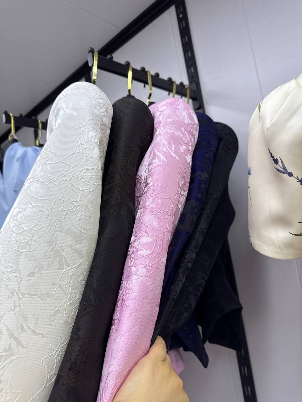 костюм классический key fashion офисная мода,деловой костюм,костюм классический,жакет с баской,деловой женский костюм