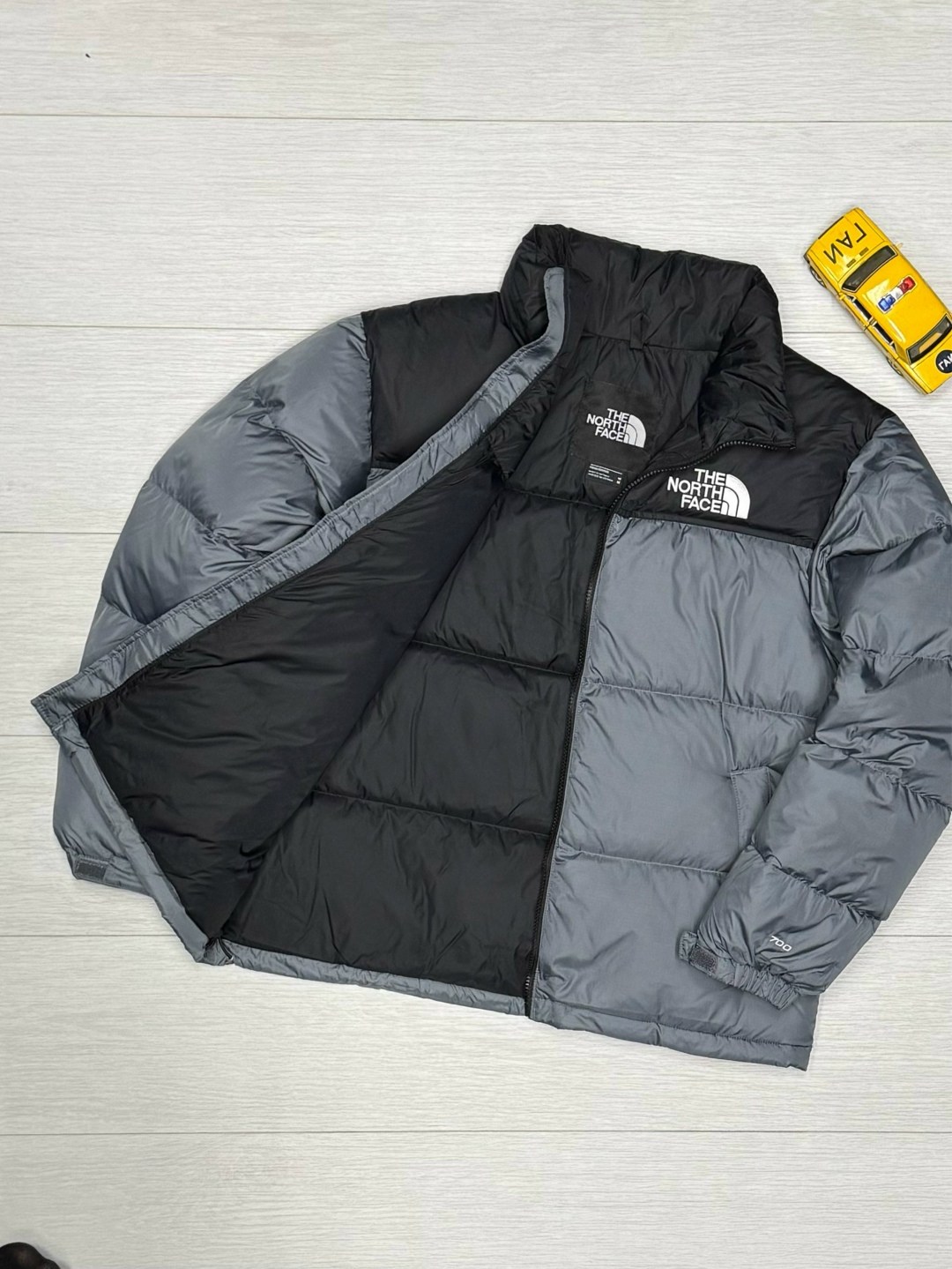 фиолетовая куртка,пуховик фиолетовый the north face,куртка the north face 700 фиолетовая,пуховик the north face,пуховик the north face 700