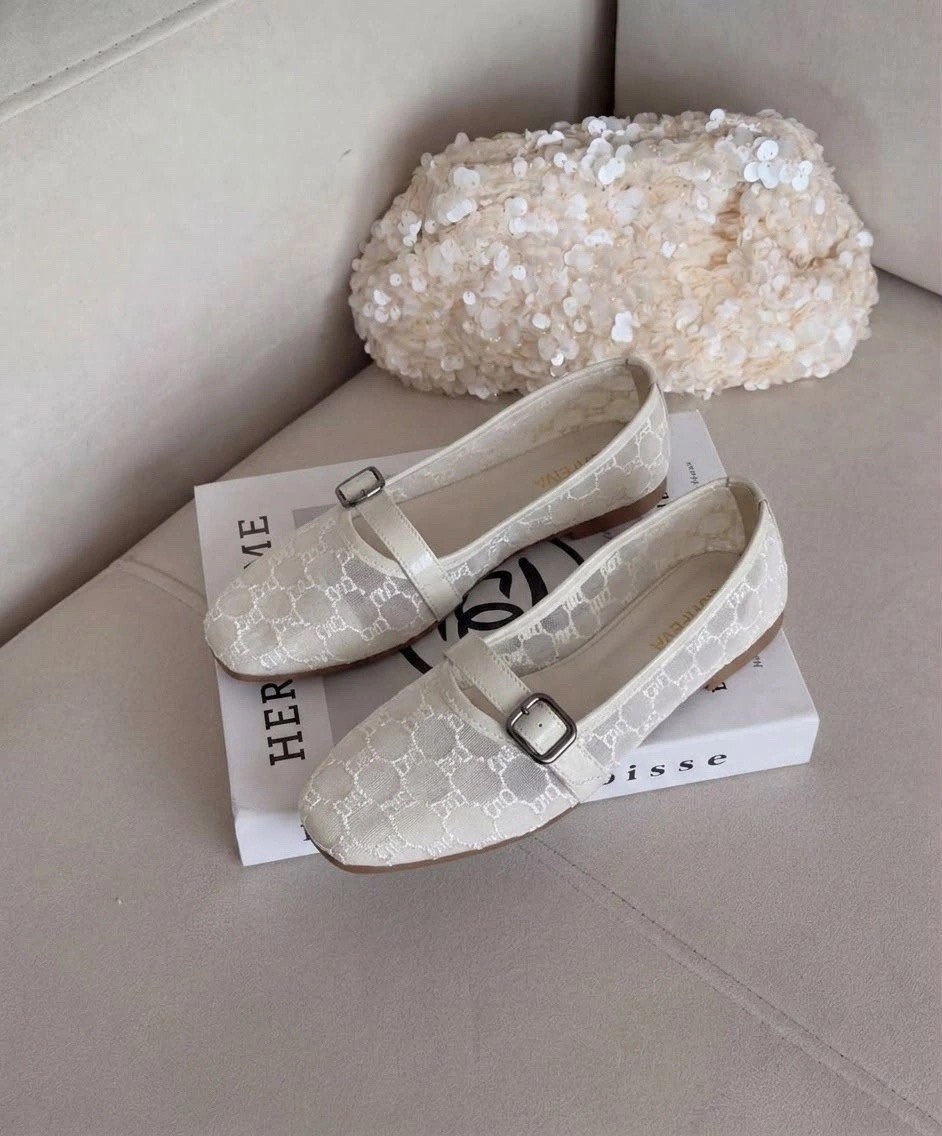 ,туфли на плоской подошве,модные туфли,лоферы женские gucci,повседневные туфли