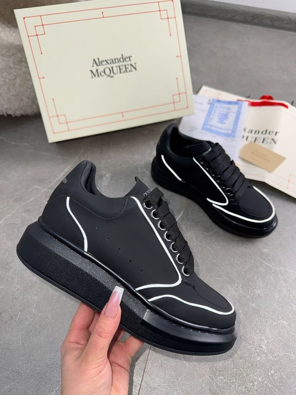 ,кеды alexander mcqueen, женская,кроссовки alexander mcqueen,кроссовки черные