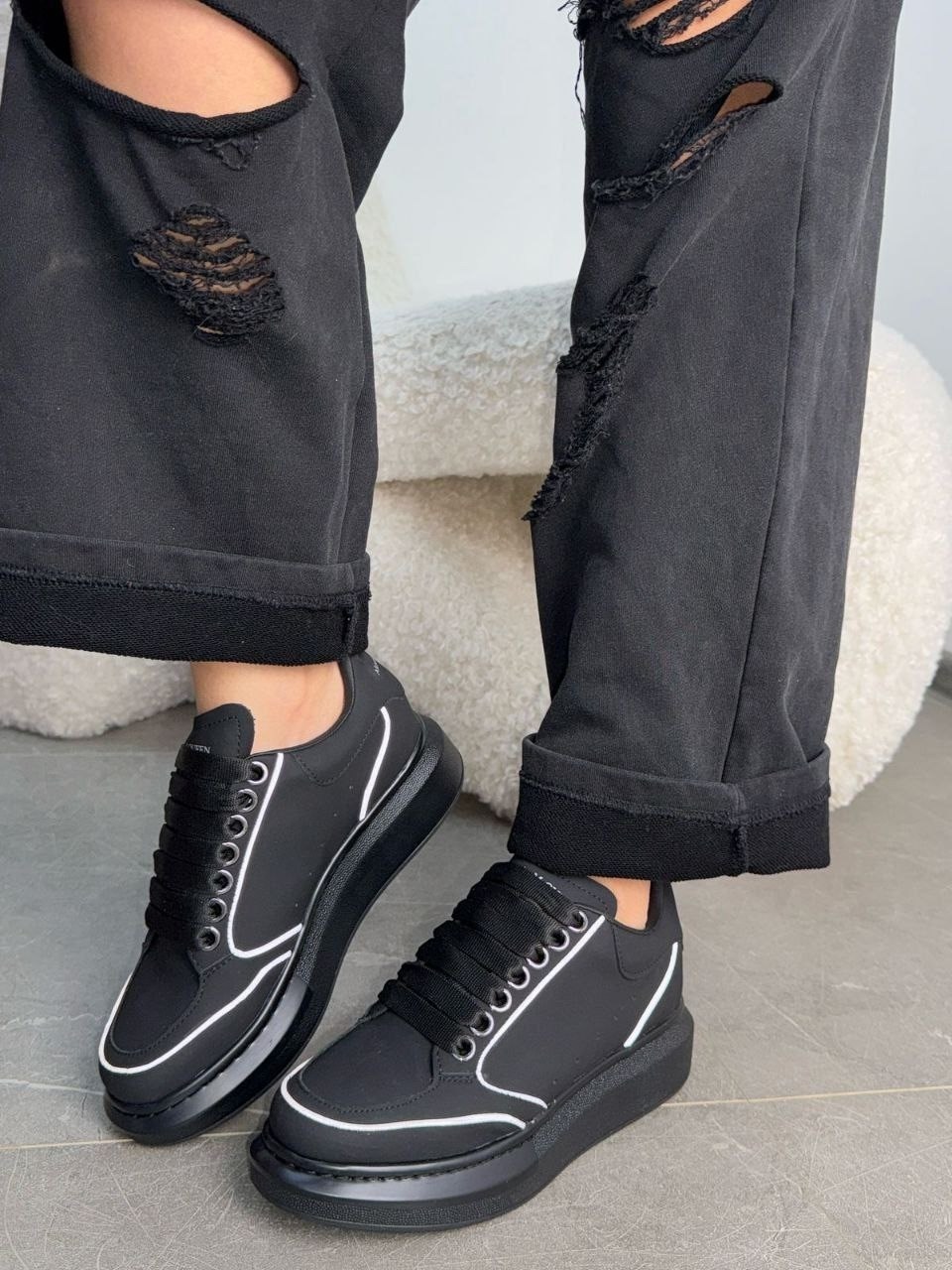 ,кеды alexander mcqueen, женская,кроссовки alexander mcqueen,кроссовки черные