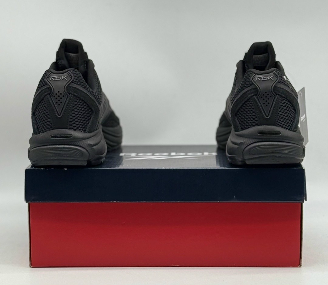 кроссовки,кроссовки reebok,кроссовки массивные,мужские кроссовки,мужские кроссовки reebok