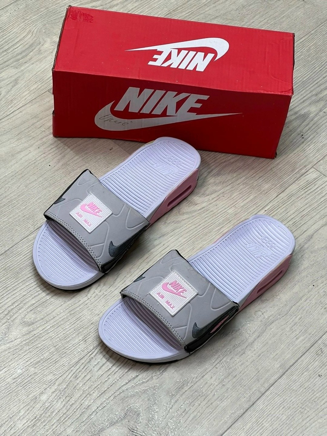 белые шлепанцы nike benassi,nike slides,спортивные тапочки,шлепанцы мужские,nike benassi jdi