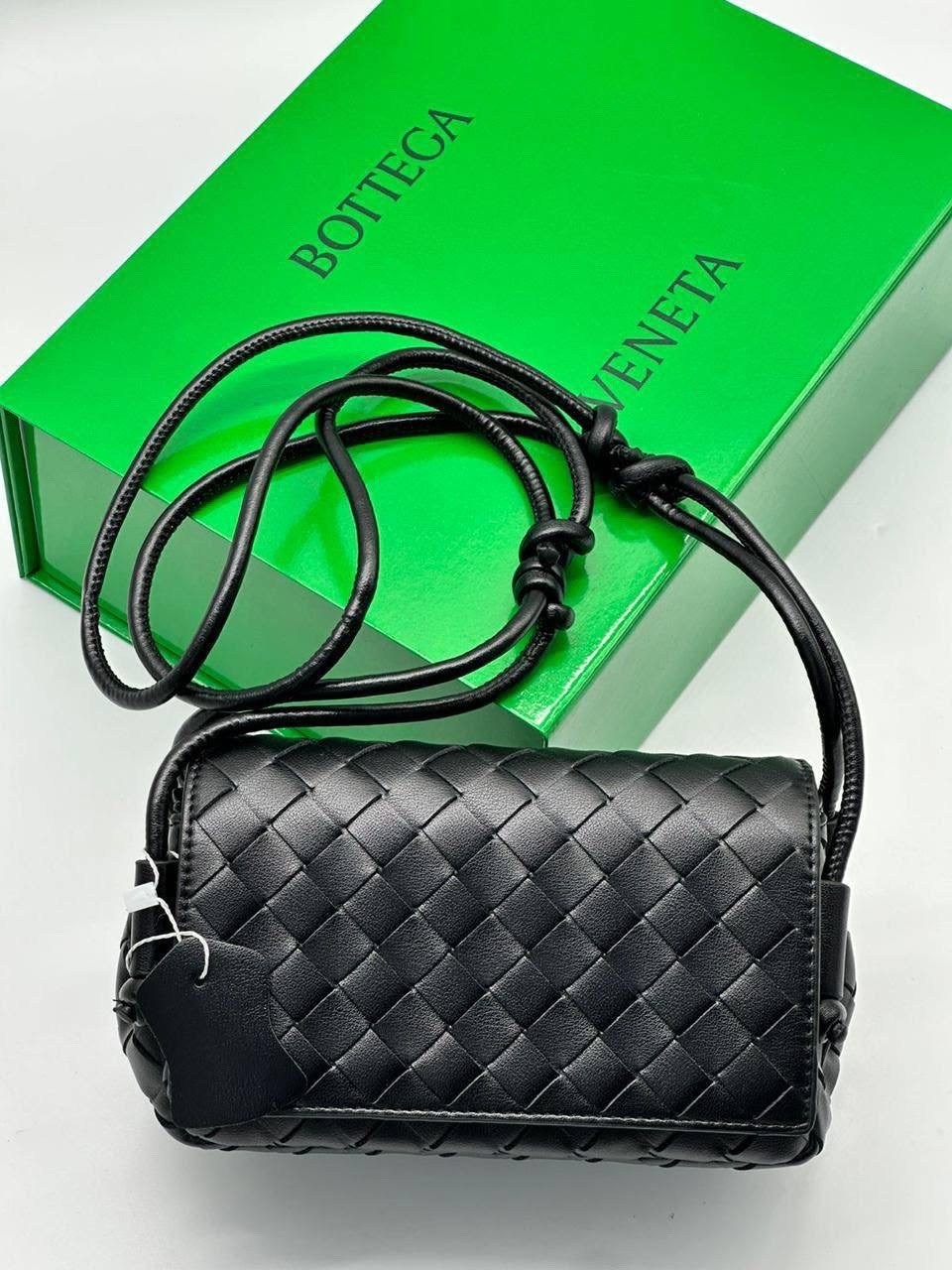 женская сумка bottega veneta,bottega veneta сумка,сумка,сумочки,кожаная сумка через плечо с петлей bottega veneta коричневый