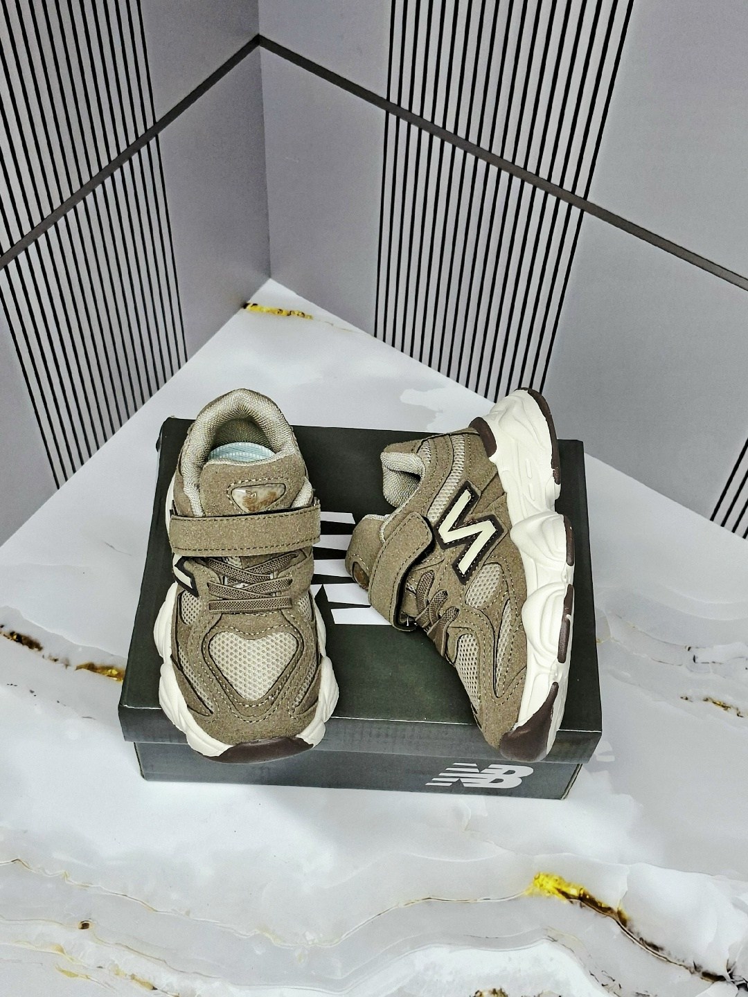 кроссовки,женские кроссовки,детские кроссовки,кроссовки new balance 9060,кроссовки закрытые