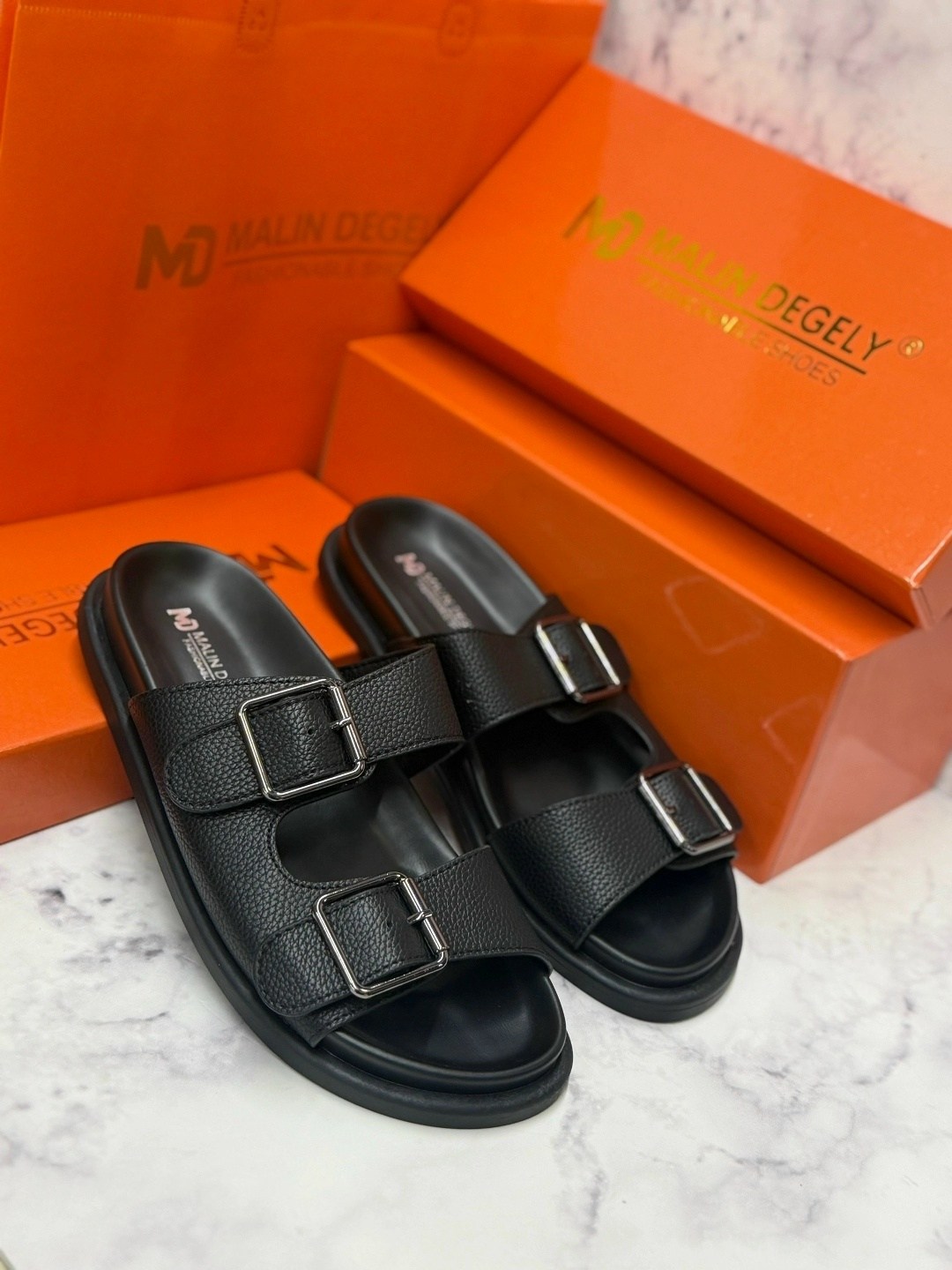 мужские шлепки эрмес,тапочки hermes,шлепки hermes,шлепанцы hermes,мужские шлепанцы