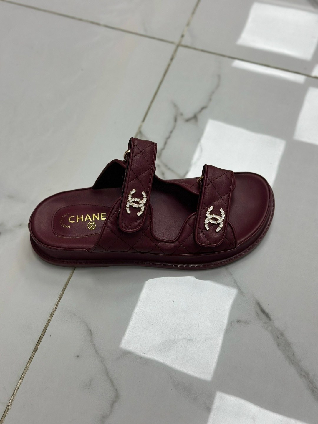 ,сандалии chanel,шлепки шанель,босоножки шанель,шлепанцы chanel