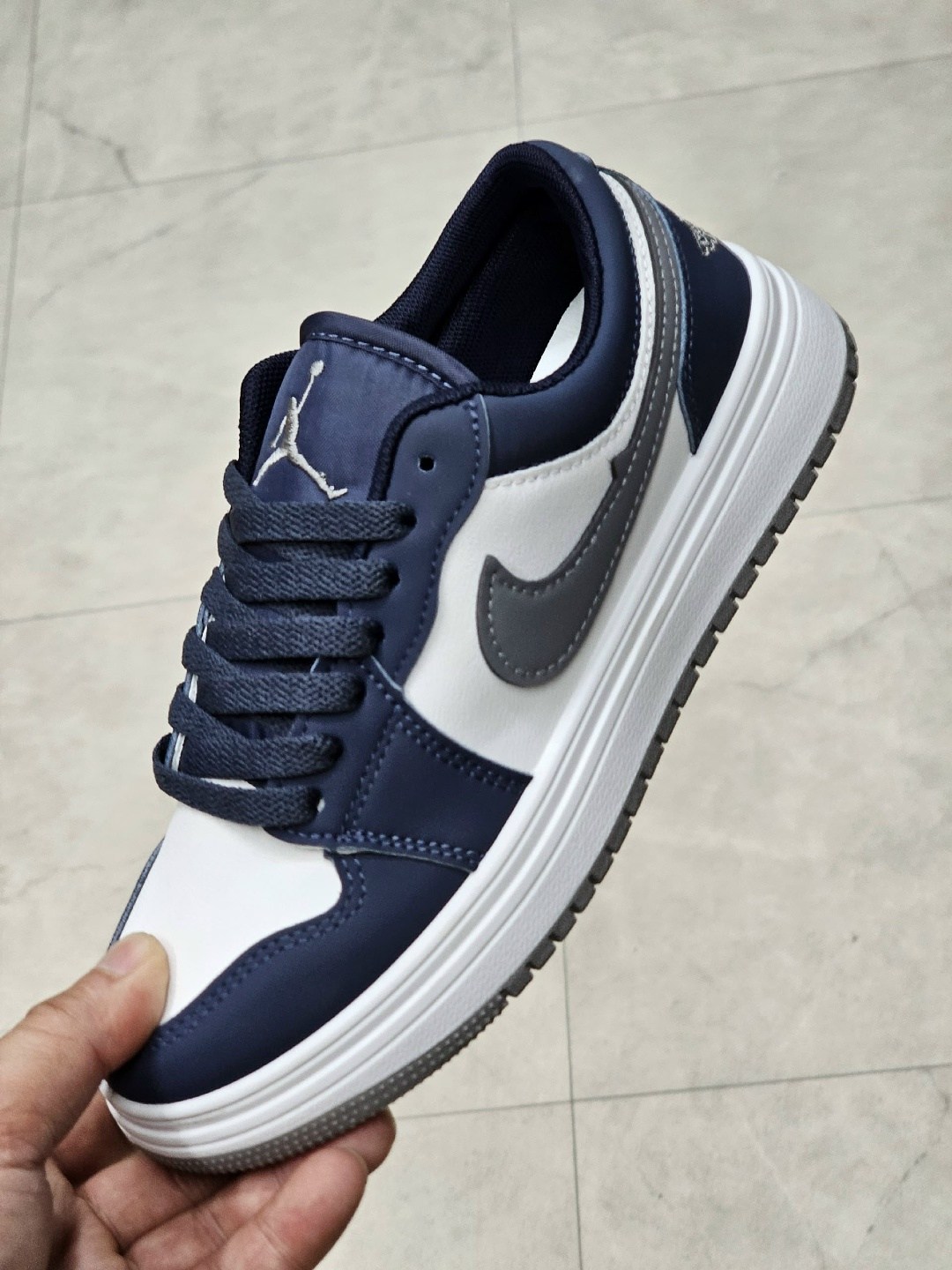 кроссовки,nike air jordan 1 retro high og,nike air jordan 1 retro high,air jordan 1 retro high og,nike air jordan 1 low