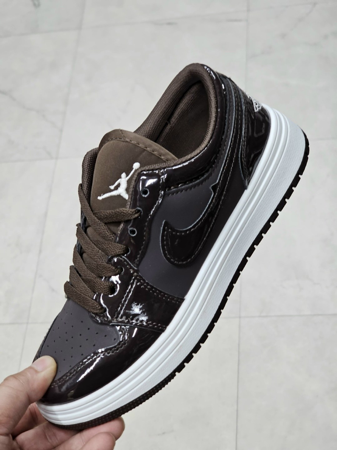 кроссовки,nike air jordan 1 retro high og,nike air jordan 1 retro high,air jordan 1 retro high og,nike air jordan 1 low