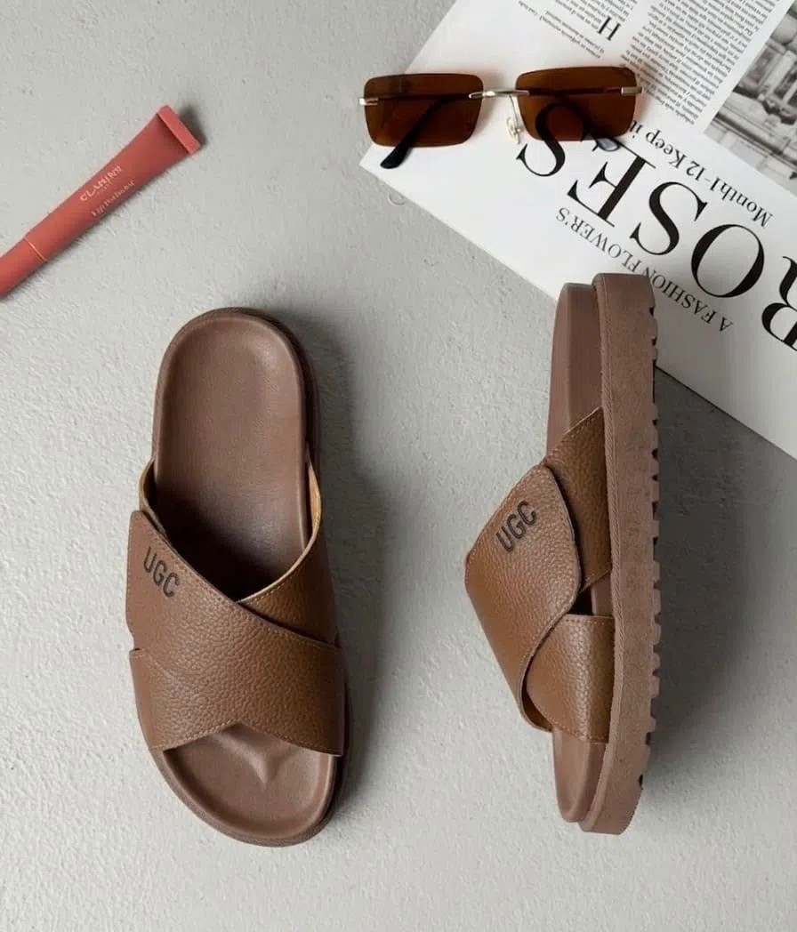 ,белые шлепки,белые шлепанцы,женские шлепанцы,ugg шлепки