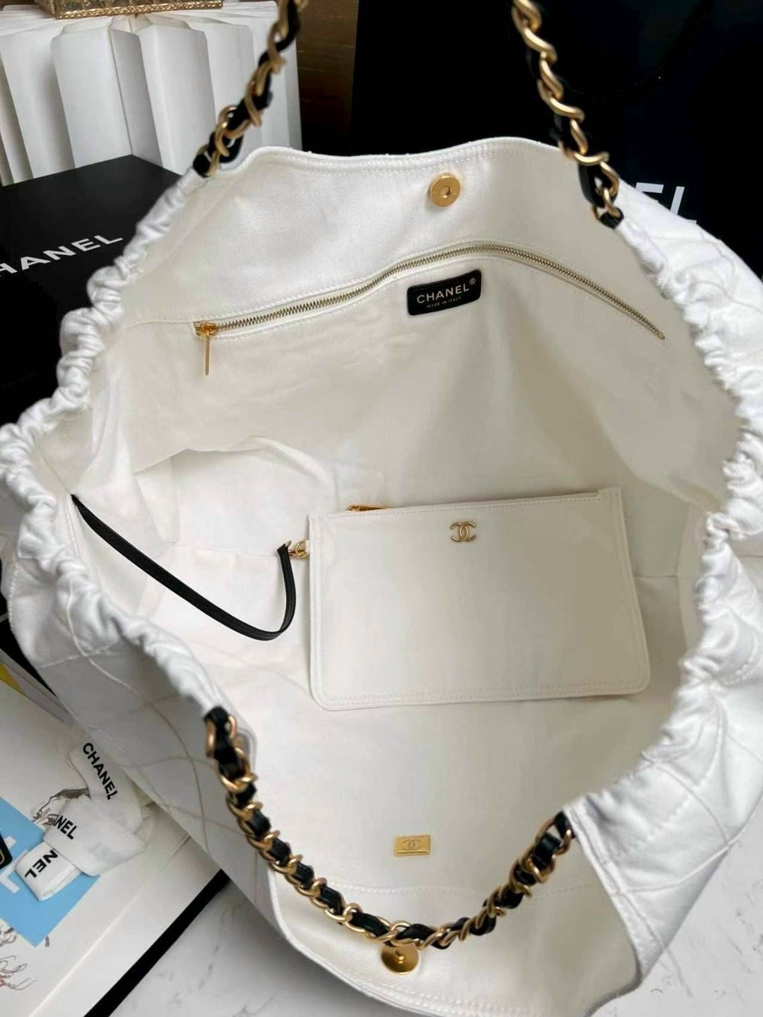 сумка chanel,кожаная белая сумка chanel,сумка женская chanel,chanel bag,chanel сумка кросс боди