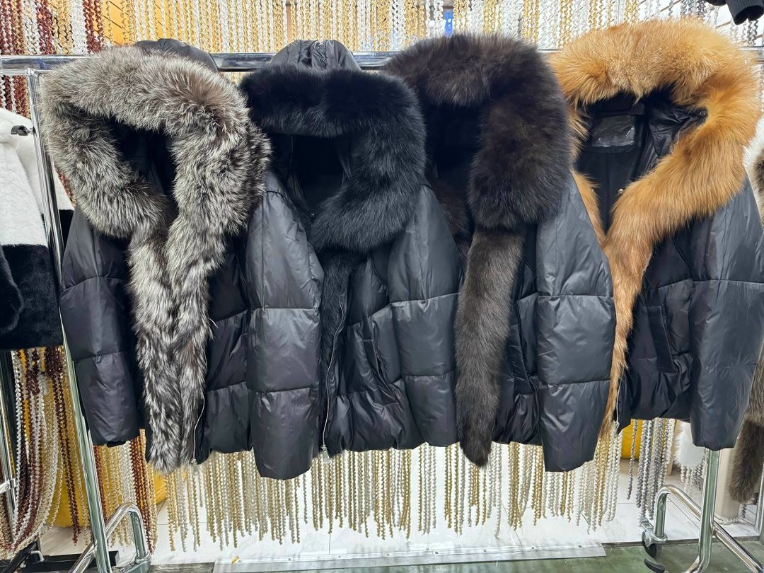 пуховик с натуральным мехом,зимняя куртка с натуральным мехом,пуховик с мехом,куртка пуховик с натуральным мехом,пуховик женский с натуральным мехом