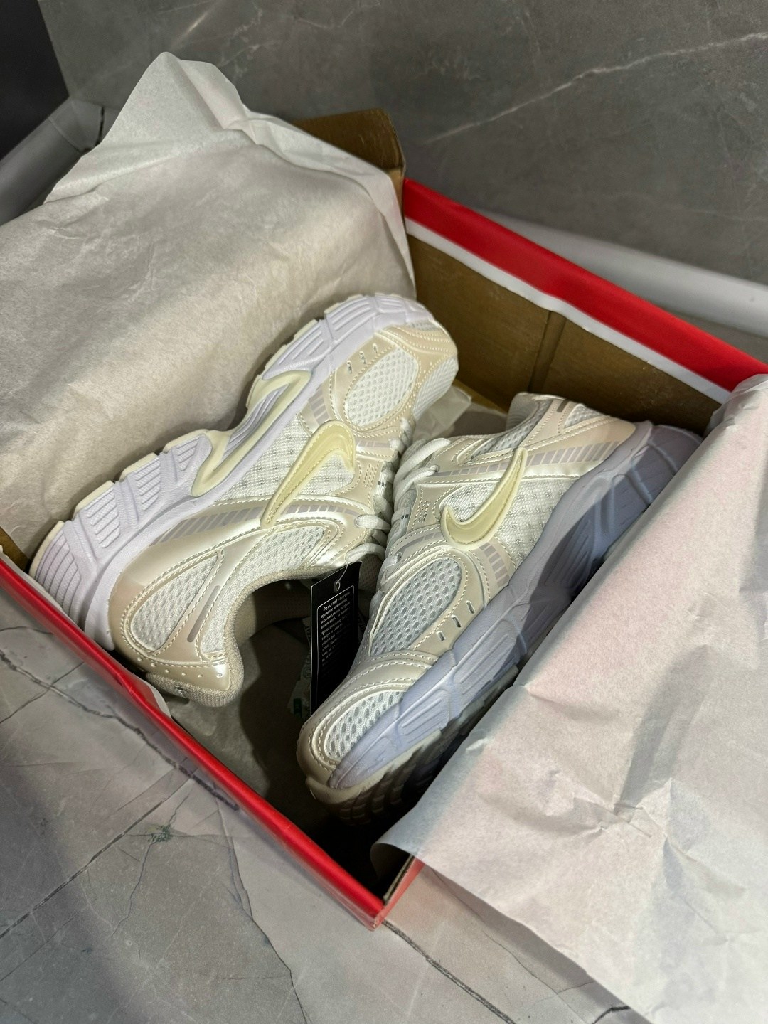 кроссовки nike,кроссовки,кроссовки nike v 5 rnr,женские кроссовки,женские кроссовки nike