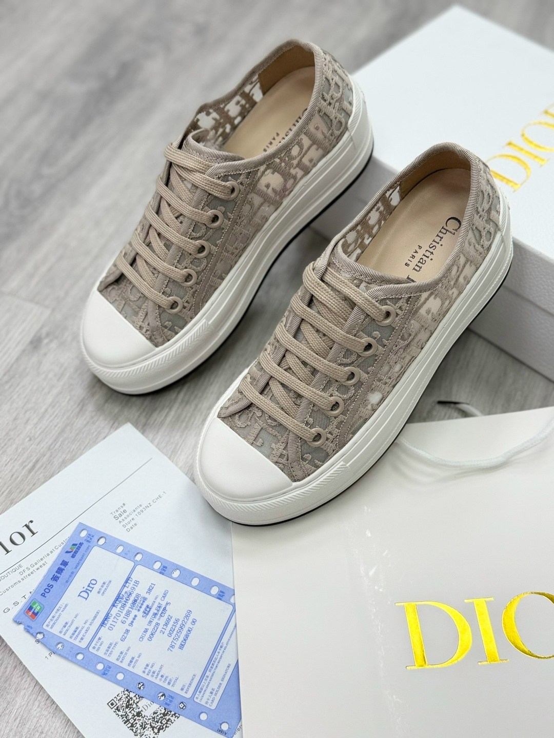 dior кроссовки,кеды christian dior,кеды диор,кеды dior,dior кеды женские