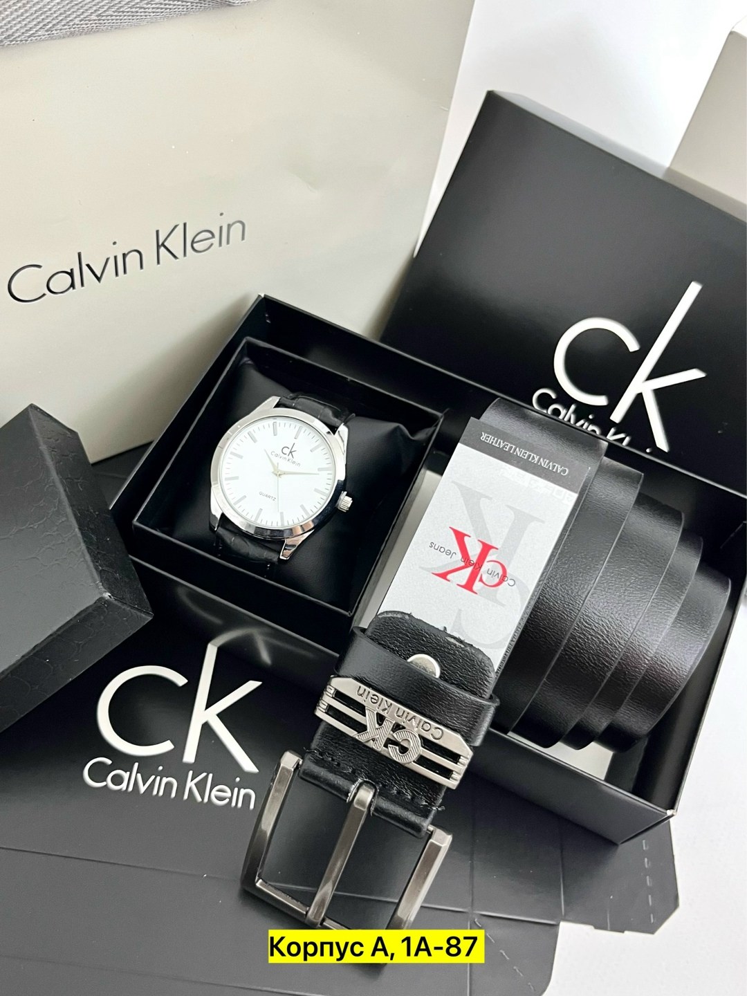 подарочный набор calvin klein,ремень calvin klein мужской,подарочный набор мужской,набор часы и ремень в коробке,набор для мужчин