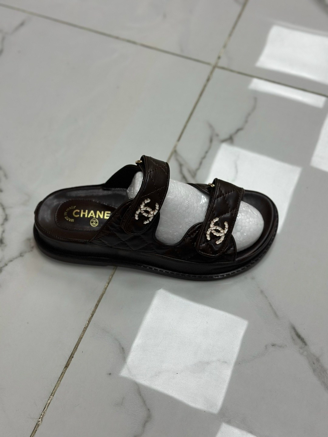 ,сандалии chanel,шлепки шанель,босоножки шанель,шлепанцы chanel