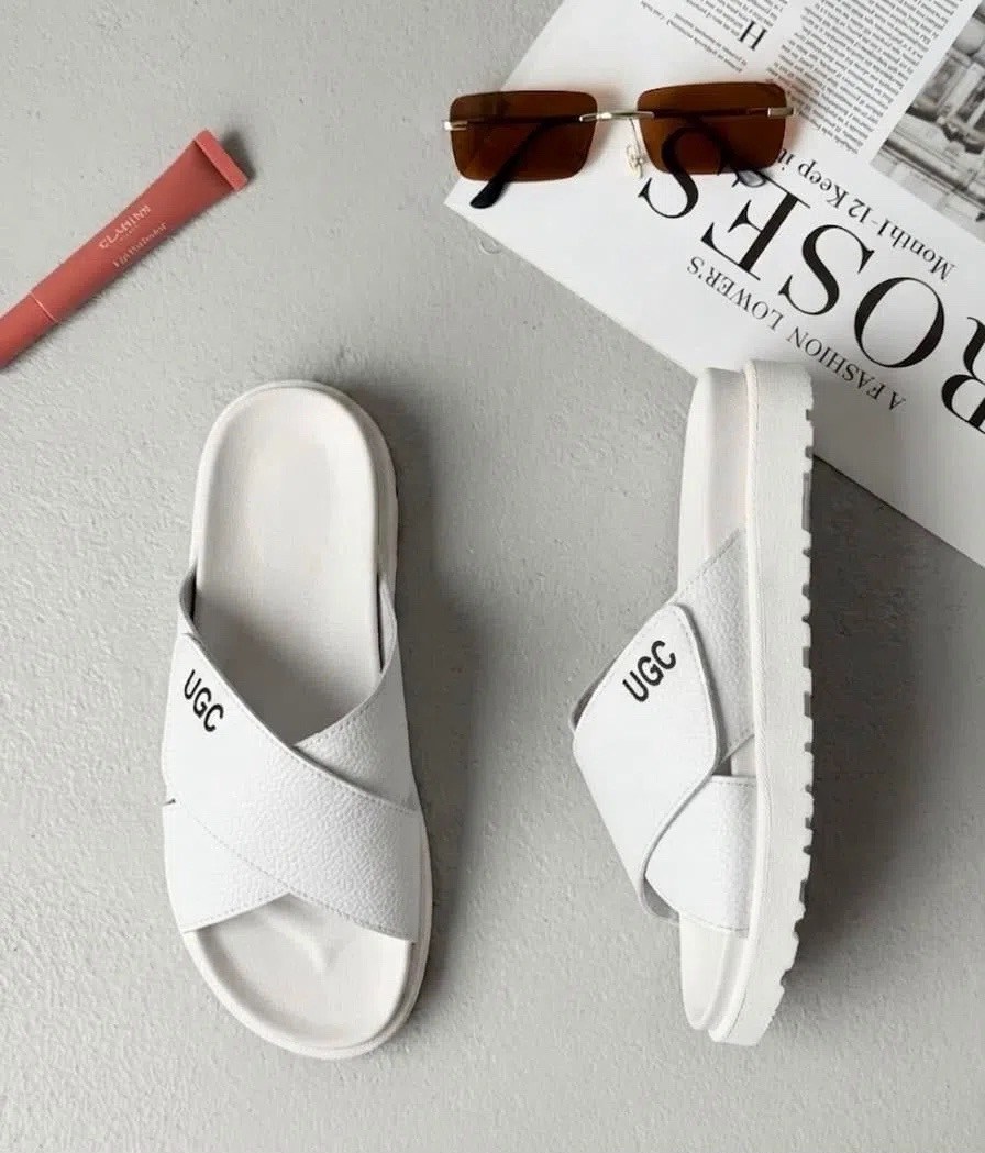 ,белые шлепки,белые шлепанцы,женские шлепанцы,ugg шлепки