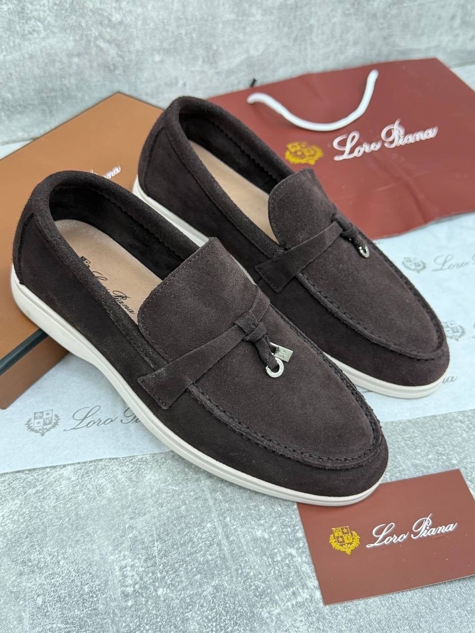лоферы loro piana,лоферы натуральная замша loro piana,лоферы из натуральной замши loro piana,женские лоферы loro piana,замшевые женские лоферы loro piana черные