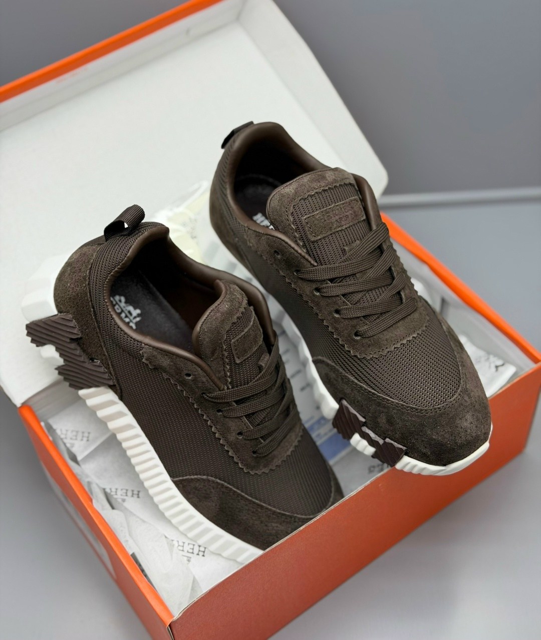 кроссовки hermes,hermes кроссовки мужские,мужские кроссовки,,комбинированные кроссовки
