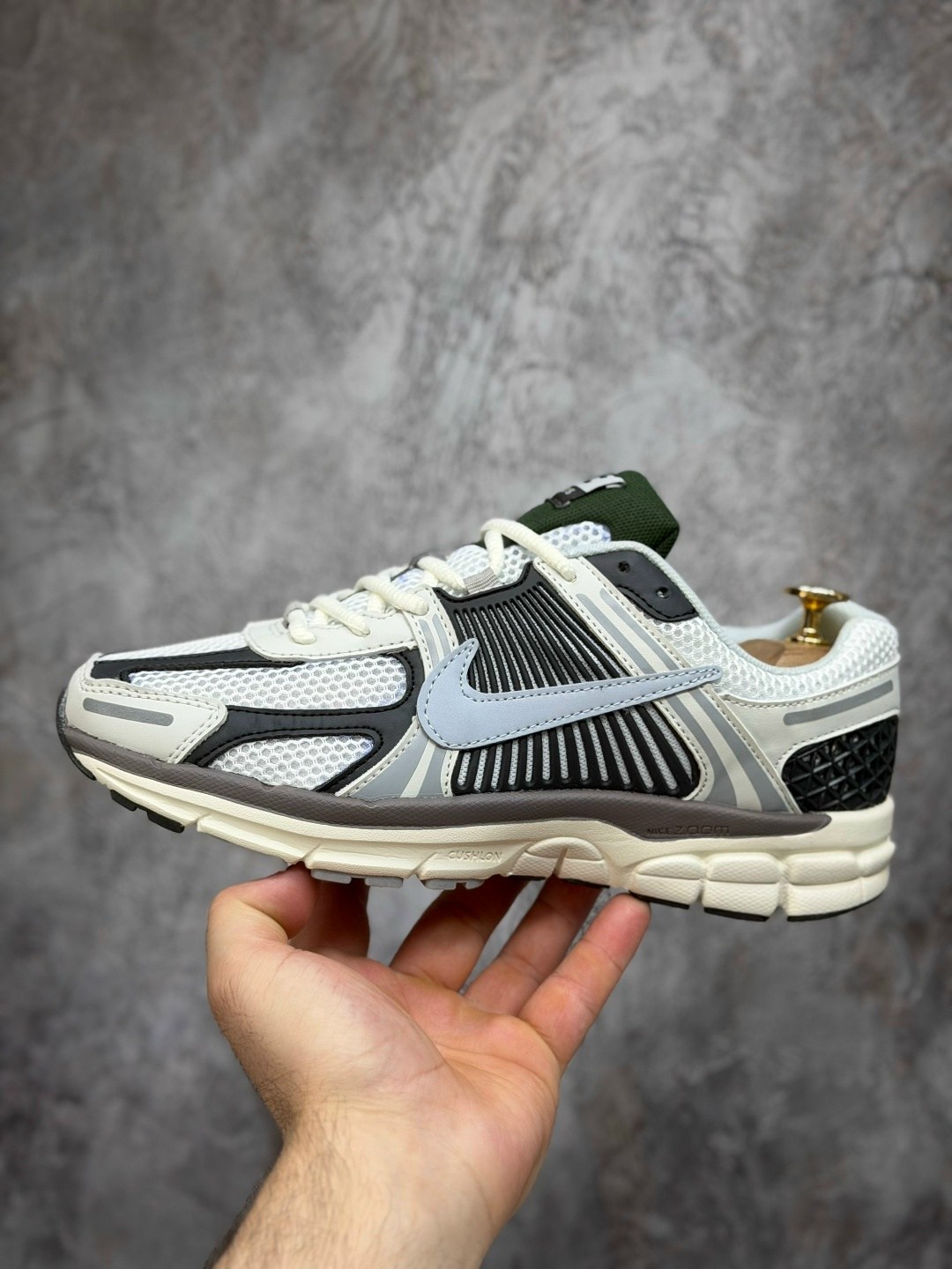 кроссовки nike air zoom vomero 5,кроссовки nike zoom vomero 5,nike air zoom vomero 5,кроссовки nike air zoom vomero,кроссовки nike