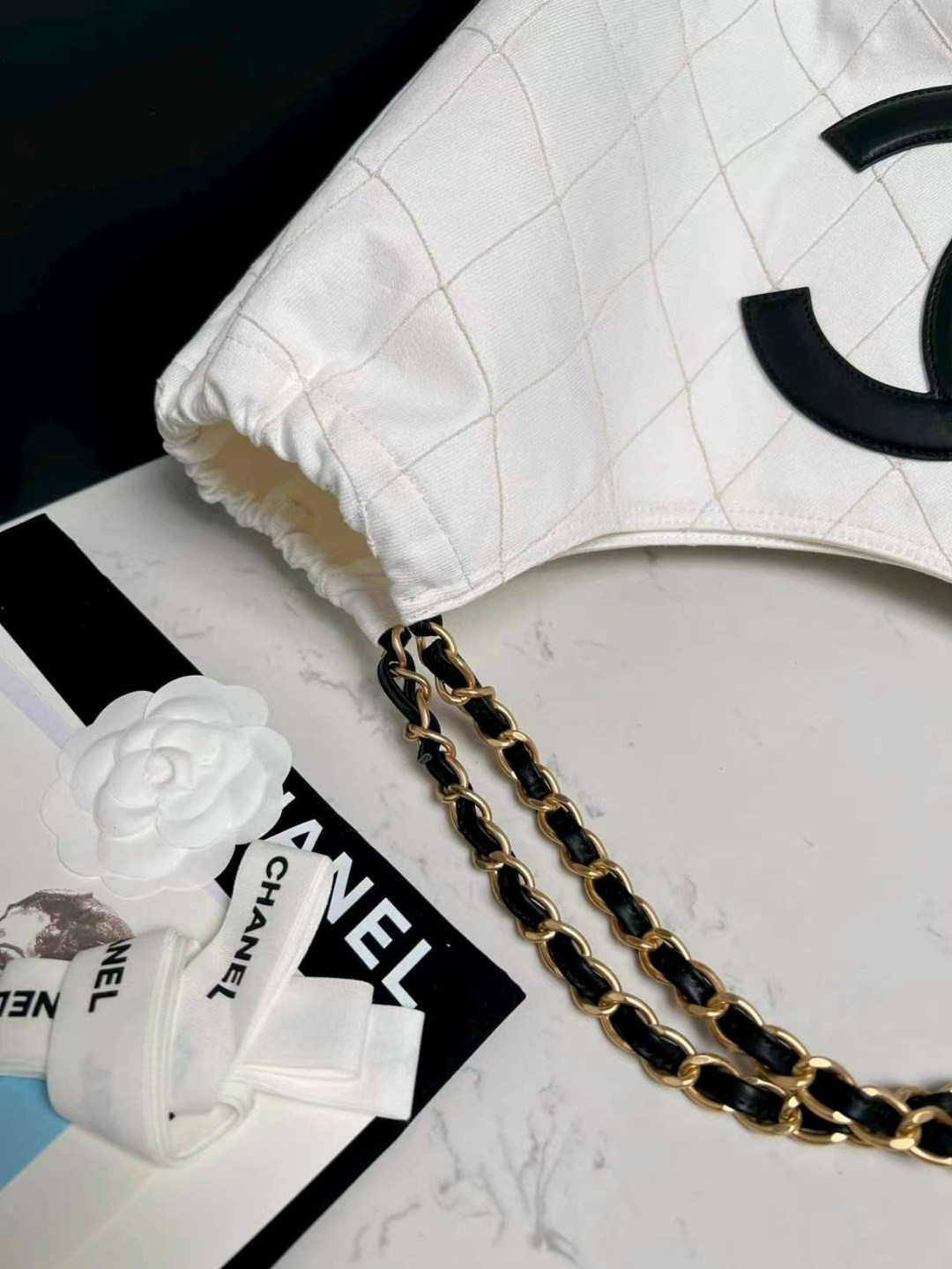 сумка chanel,кожаная белая сумка chanel,сумка женская chanel,chanel bag,chanel сумка кросс боди