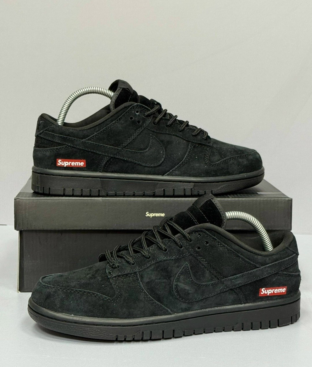nike air force 1 low black supreme,кроссовки nike air force 1 low x supreme "black",supreme x nike air force 1 low,кроссовки nike air force 1 supreme,nike air force 1 supreme
