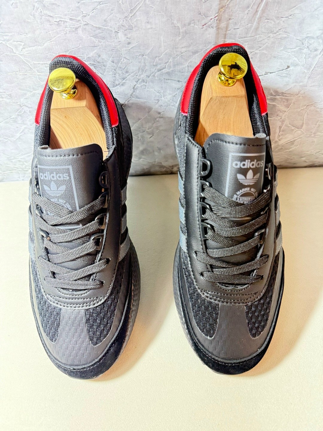 кроссовки adidas,кроссовки мужские adidas,,кроссовки адидас,зимние кроссовки adidas