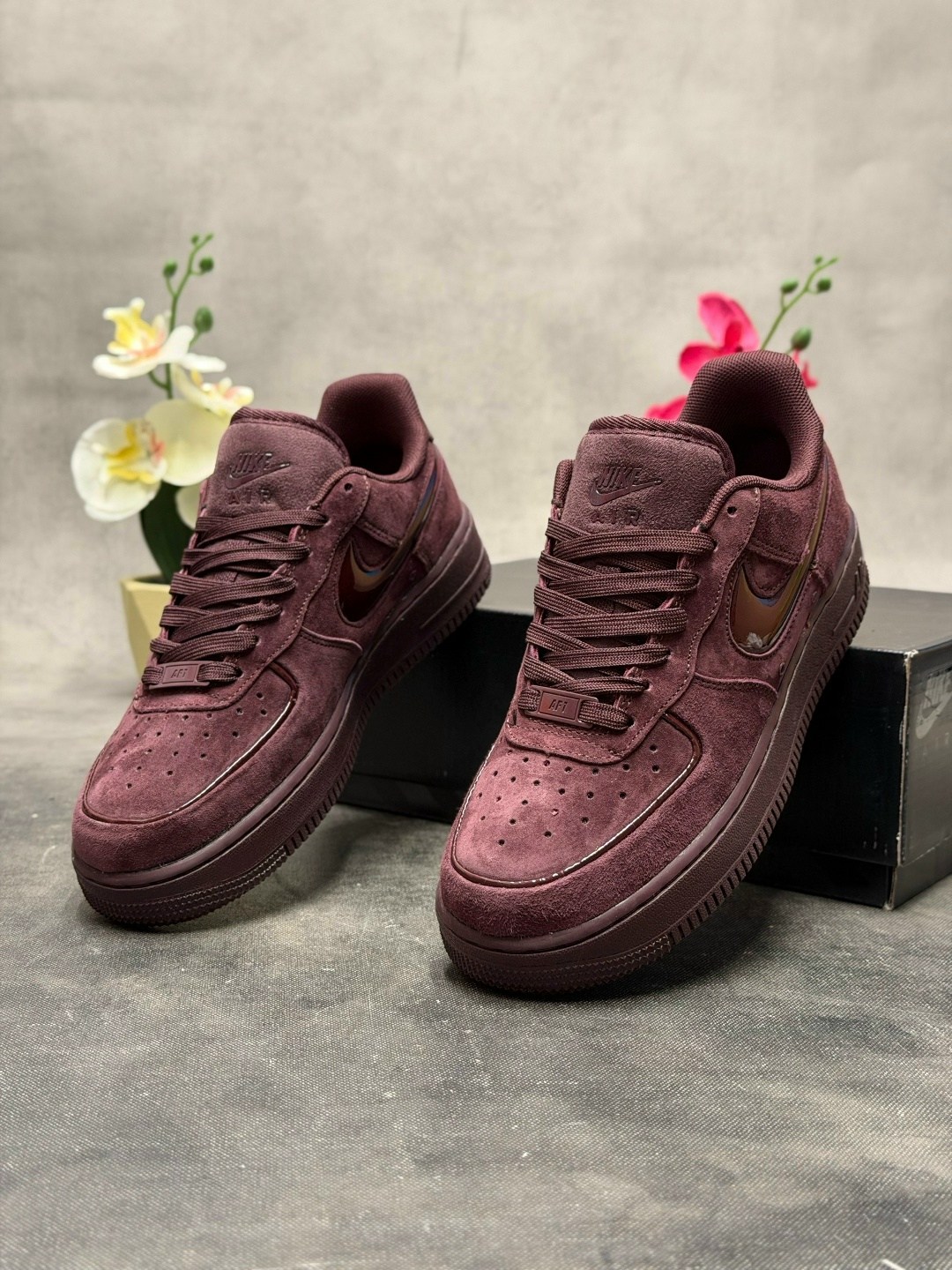 бордовые кроссовки,,nike air force 1 '07,nike air force 1 low,кроссовки nike air force 1