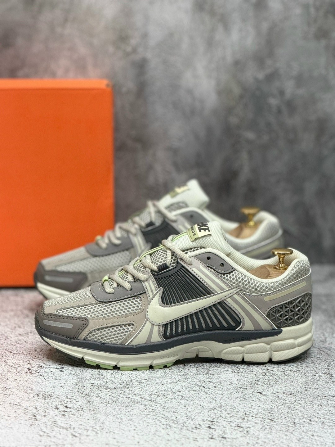 кроссовки nike zoom vomero 5,кроссовки nike air zoom vomero 5,nike air zoom vomero 5,кроссовки,nike zoom vomero 5 sp vast grey