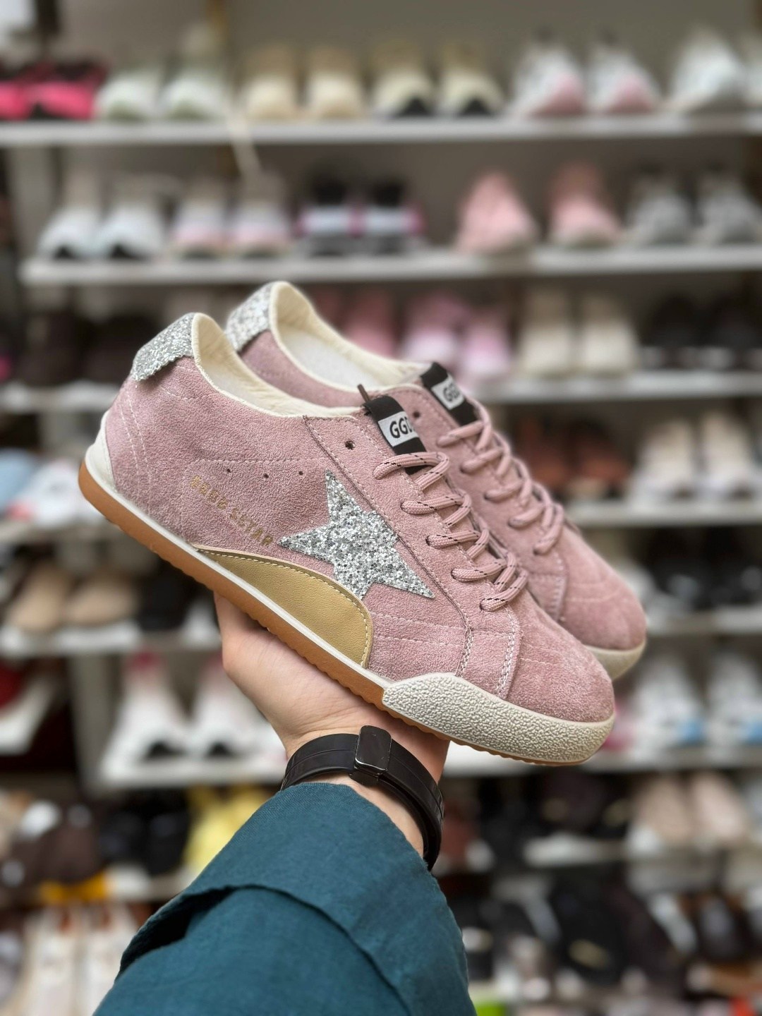 ,кроссовки hi star с блестками golden goose,блестящие кроссовки валберис,hi star glitter sneakers in silver golden goose,golden goose hi star glitter sneakers