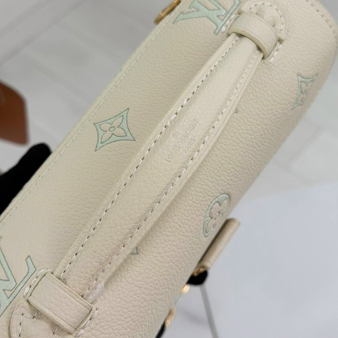 louis vuitton сумка на плечо,сумка louis vuitton,женская сумка louis vuitton,сумка через плечо средняя кросс-боди кожаная louis vuitton 462667657,сумка louis vuitton pochette métis east west