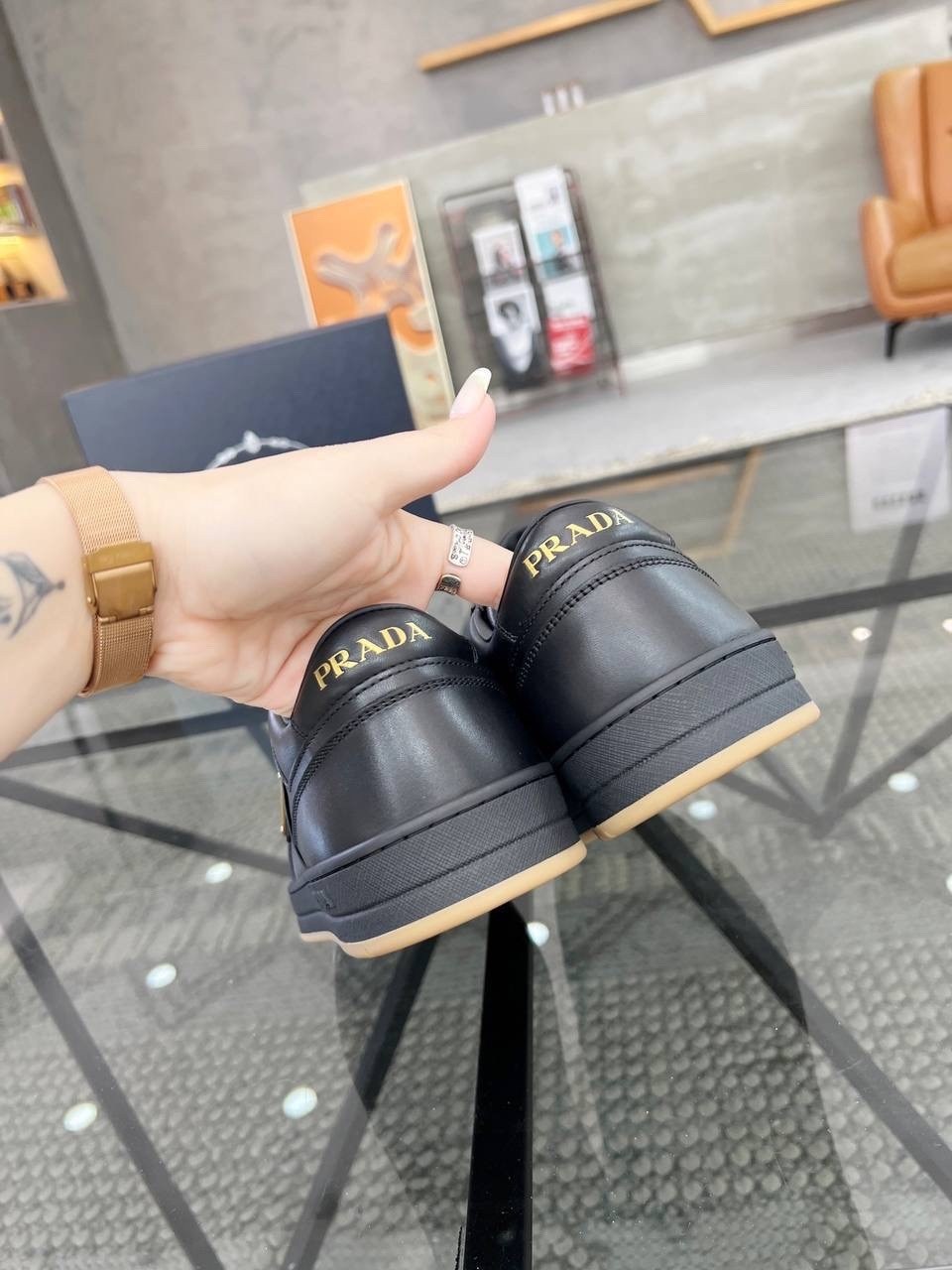 мужские кроссовки prada,кроссовки prada,,кеды прада мужские,кеды prada