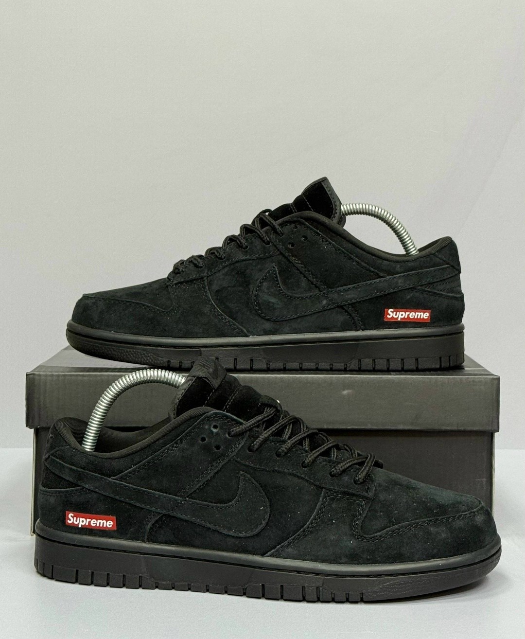 nike air force 1 low black supreme,кроссовки nike air force 1 low x supreme "black",supreme x nike air force 1 low,кроссовки nike air force 1 supreme,nike air force 1 supreme