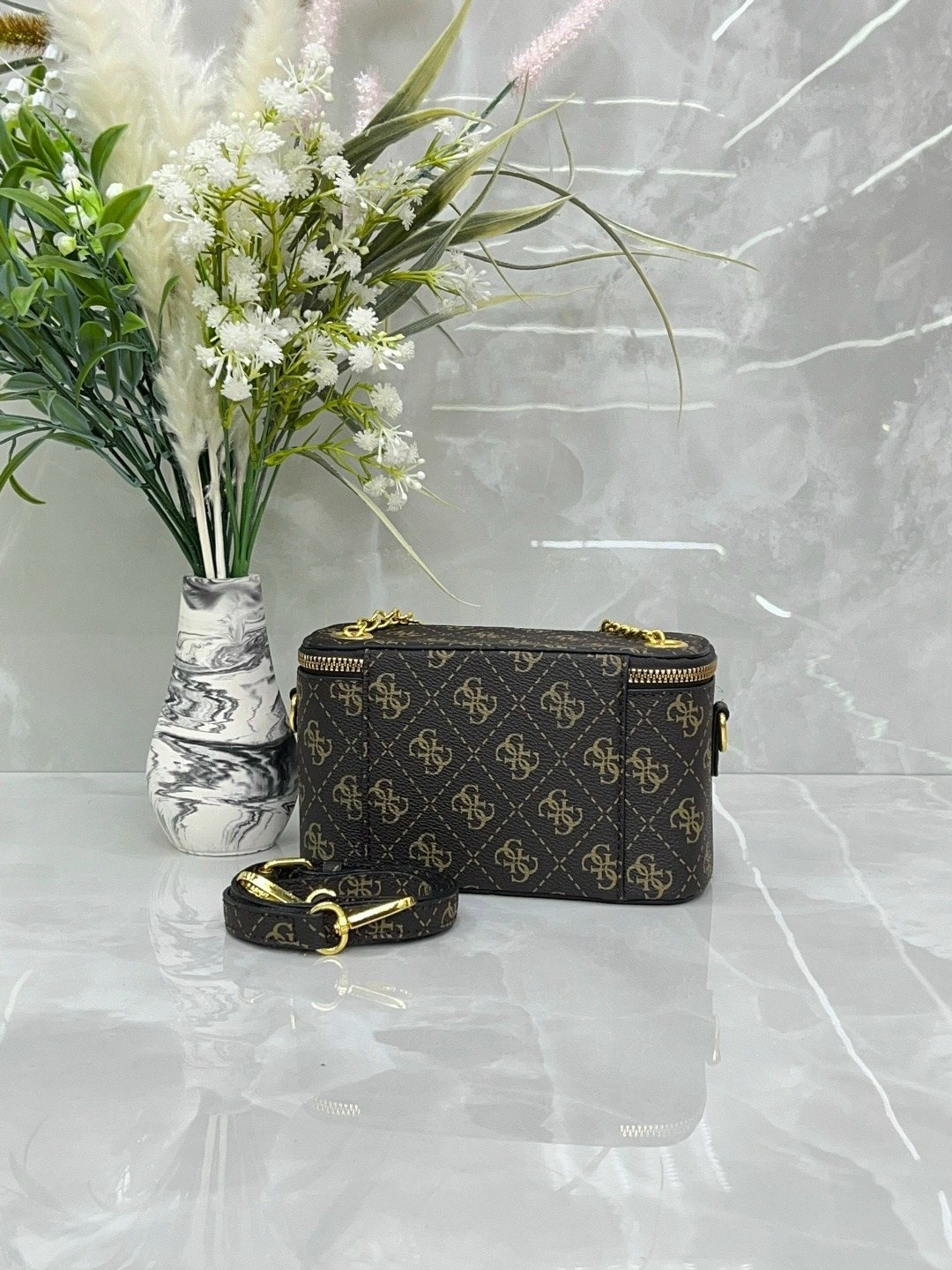 сумка женская guess,сумка guess,сумочка guess,сумка,женская сумка