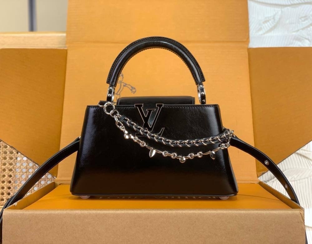 сумка louis vuitton,сумка женская louis vuitton,louis vuitton capucines,модная сумка,сумка