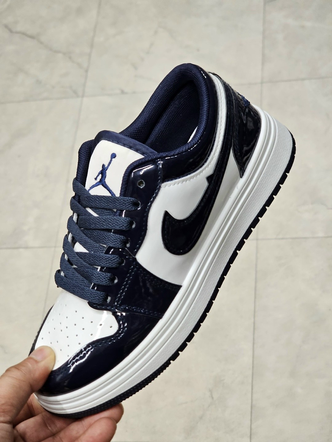 кроссовки,nike air jordan 1 retro high og,nike air jordan 1 retro high,air jordan 1 retro high og,nike air jordan 1 low
