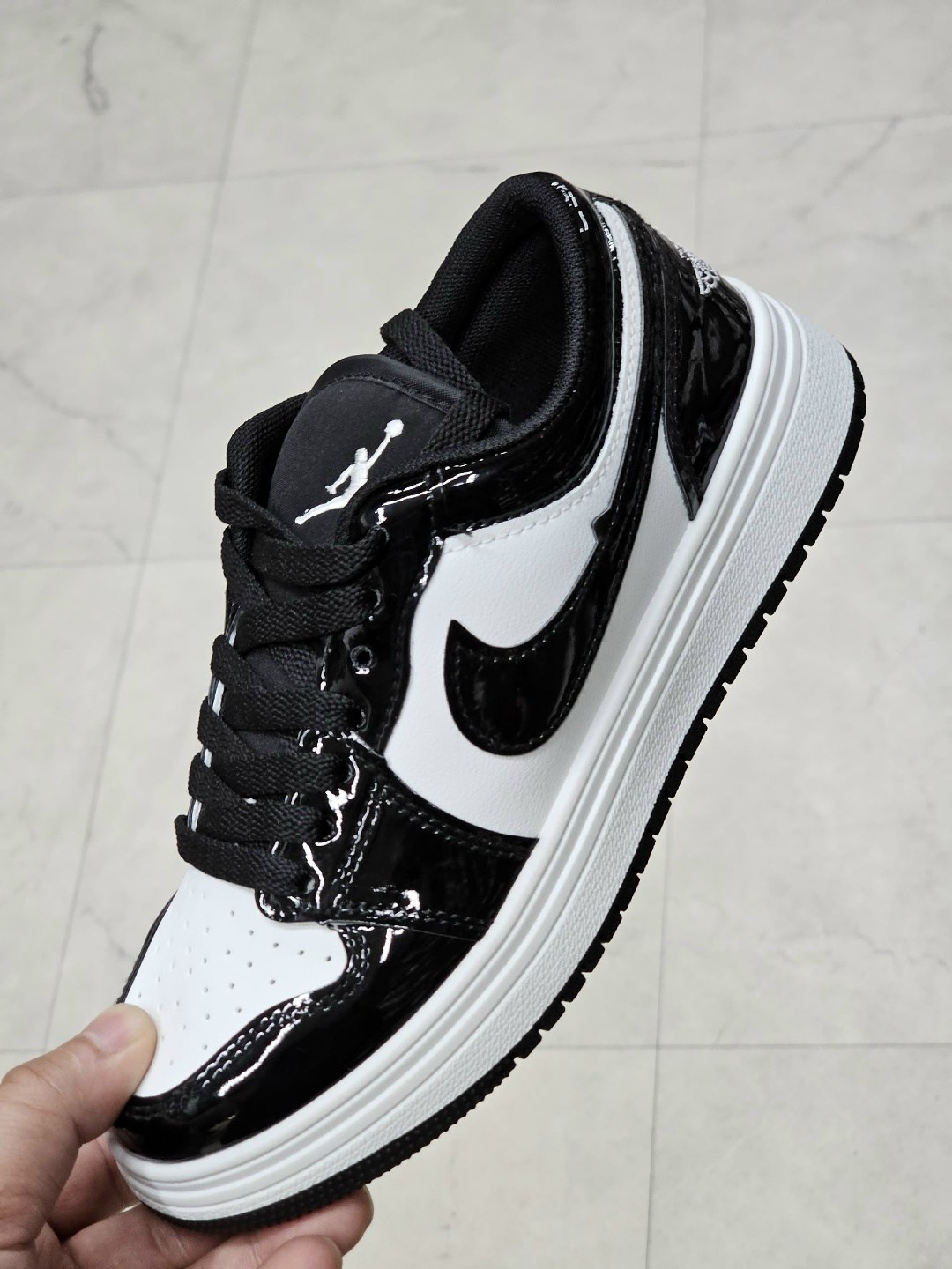 кроссовки,nike air jordan 1 retro high og,nike air jordan 1 retro high,air jordan 1 retro high og,nike air jordan 1 low