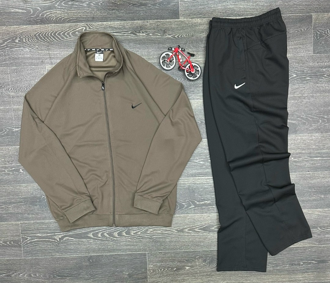 мужские спортивные костюмы,спортивный костюм nike мужской,спортивные костюмы nike,спортивные костюмы для мужчин,мужская спортивная одежда