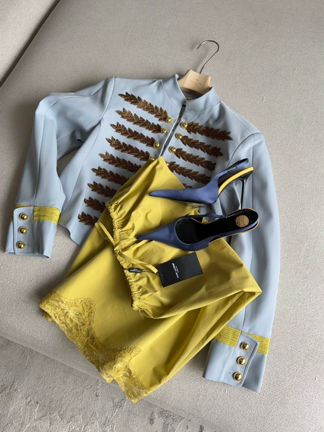 жакет balmain гусарский,куртка гусара,жакет в гусарском стиле,пиджак гусарский женский,женский жакет в гусарском стиле