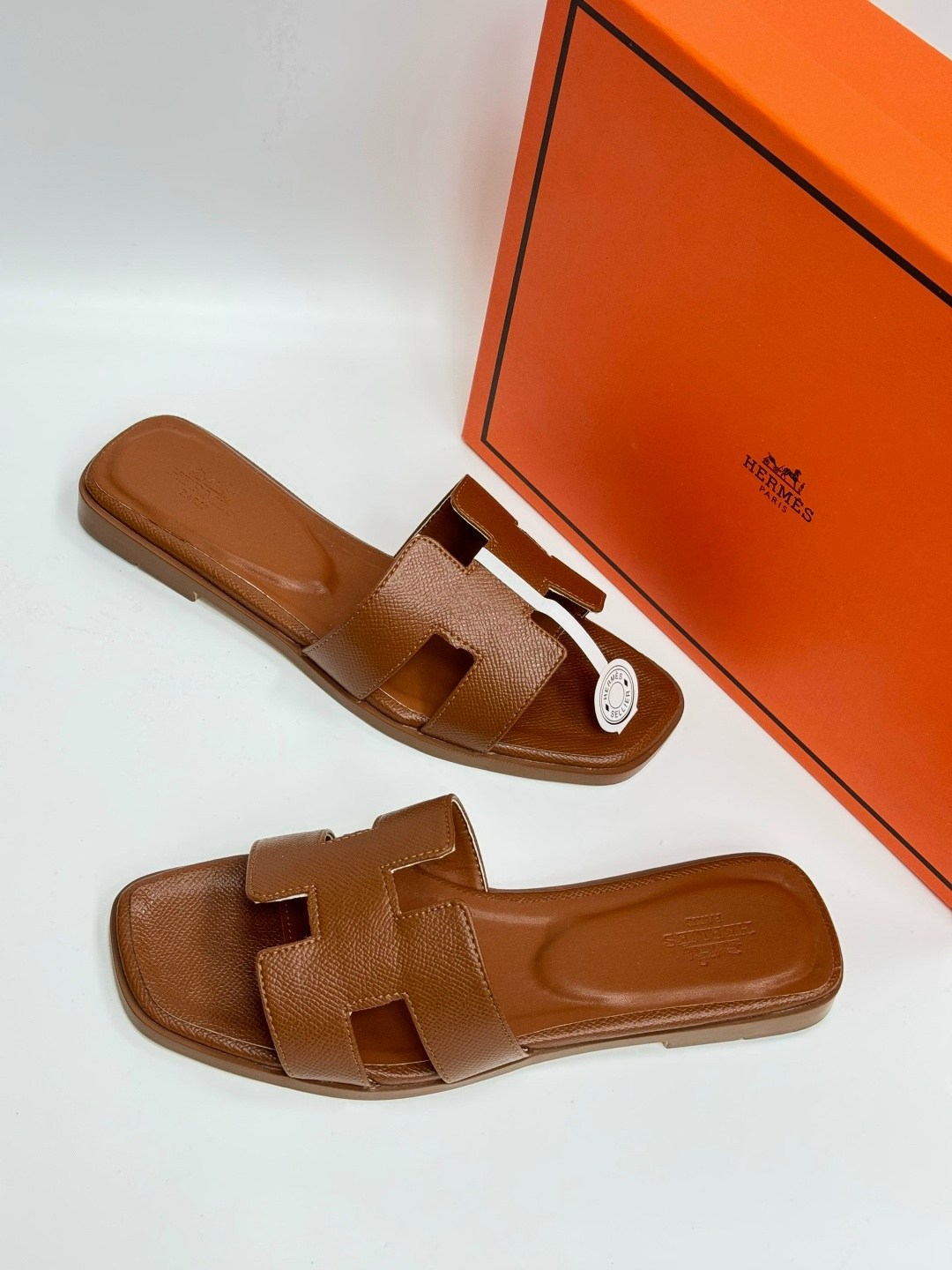 шлепанцы hermes,шлепки hermes женские,шлепки hermes,шлепки эрмес,коричневые шлепки hermes