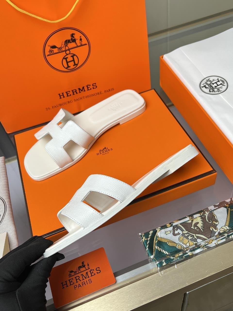 шлепанцы hermes,шлепки hermes,шлепки эрмес оран,женские шлепанцы,кожаные шлепанцы