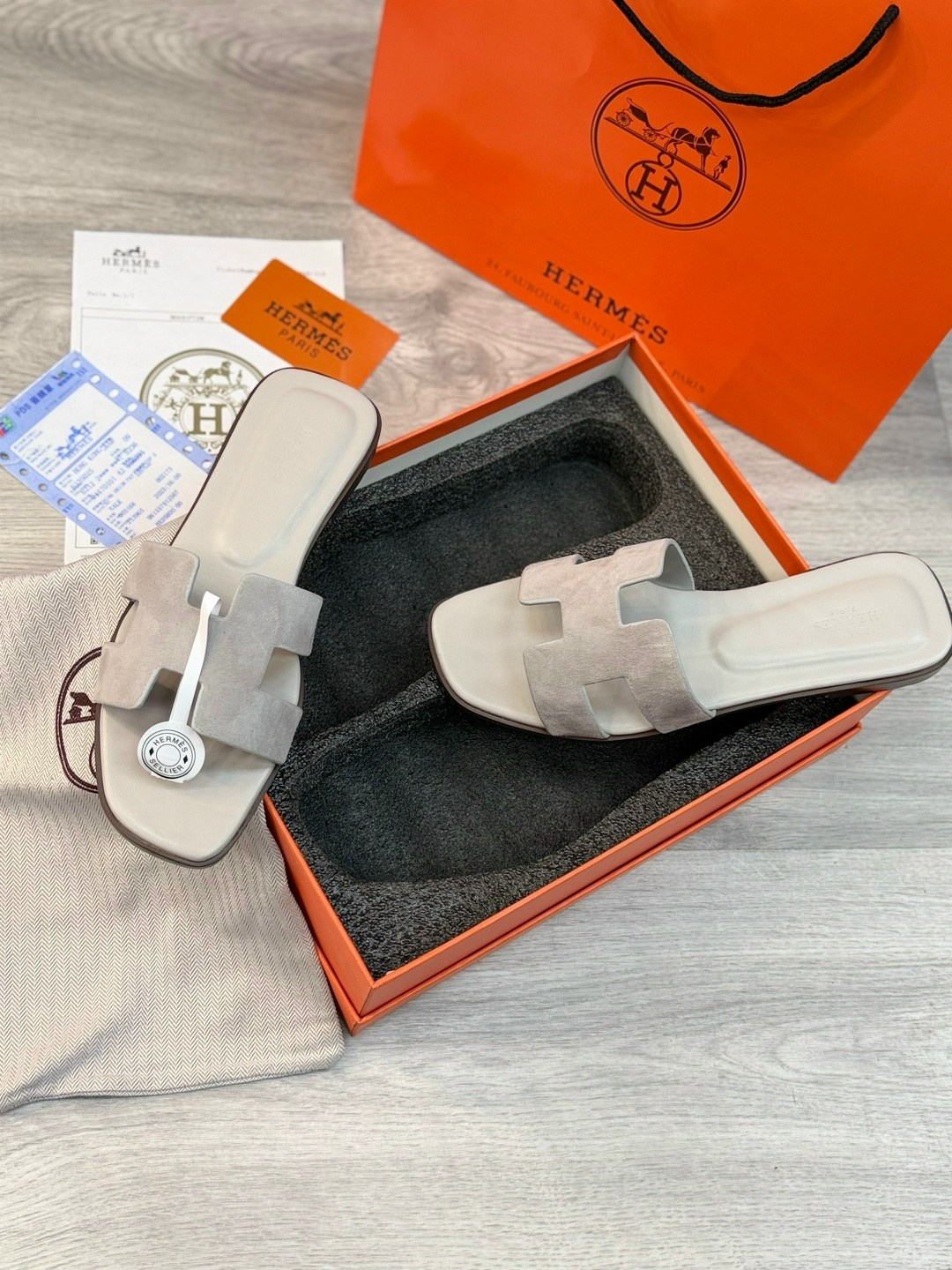 шлепанцы hermes,шлепки hermes женские,шлепки эрмес оран,шлепки эрмес,шлепки hermes