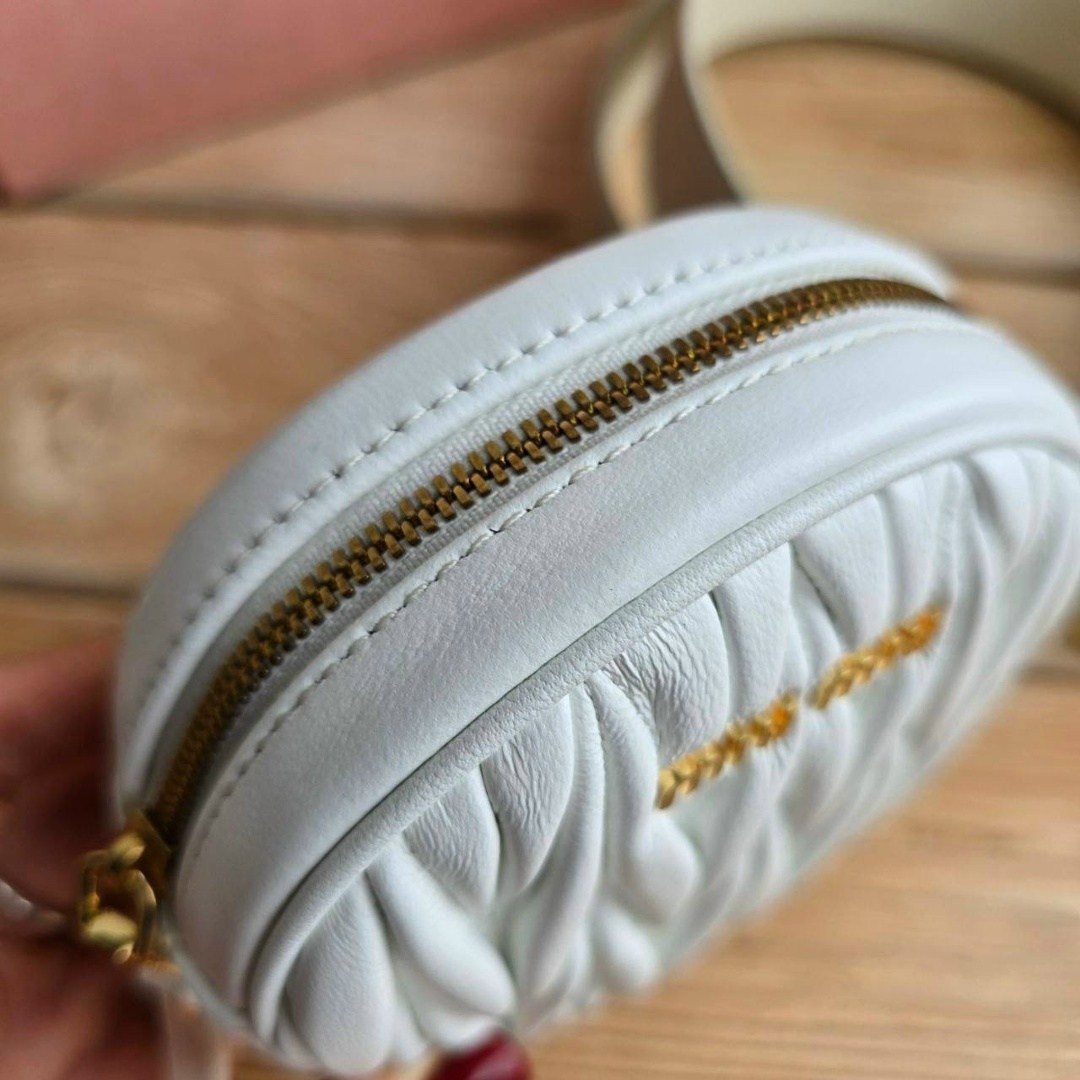 сумка miu miu,сумка женская miu miu,miu miu miu miu,ремень miu miu,пояс miu miu