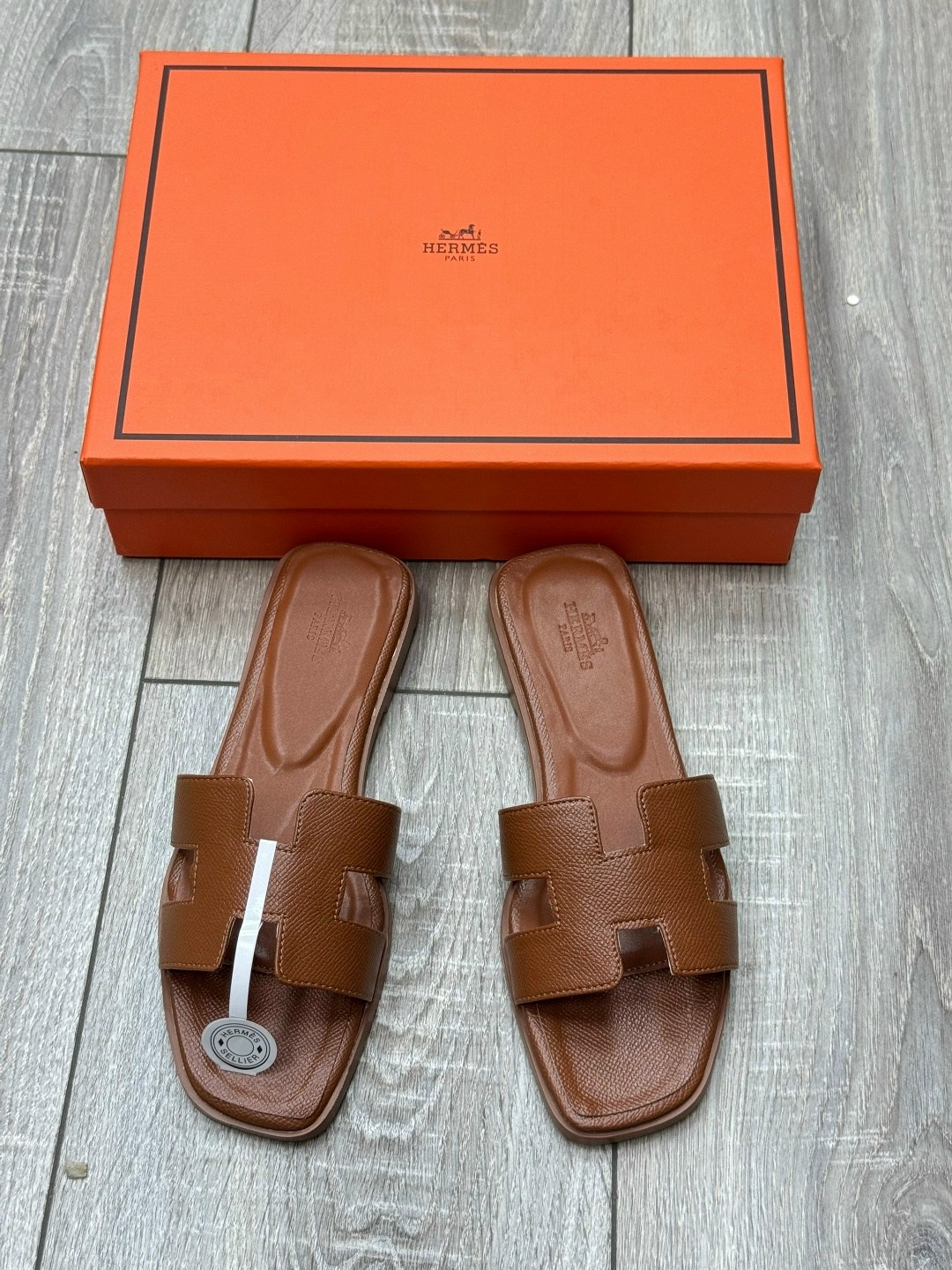 шлепанцы hermes,шлепки hermes женские,шлепки hermes,шлепки эрмес,коричневые шлепки hermes