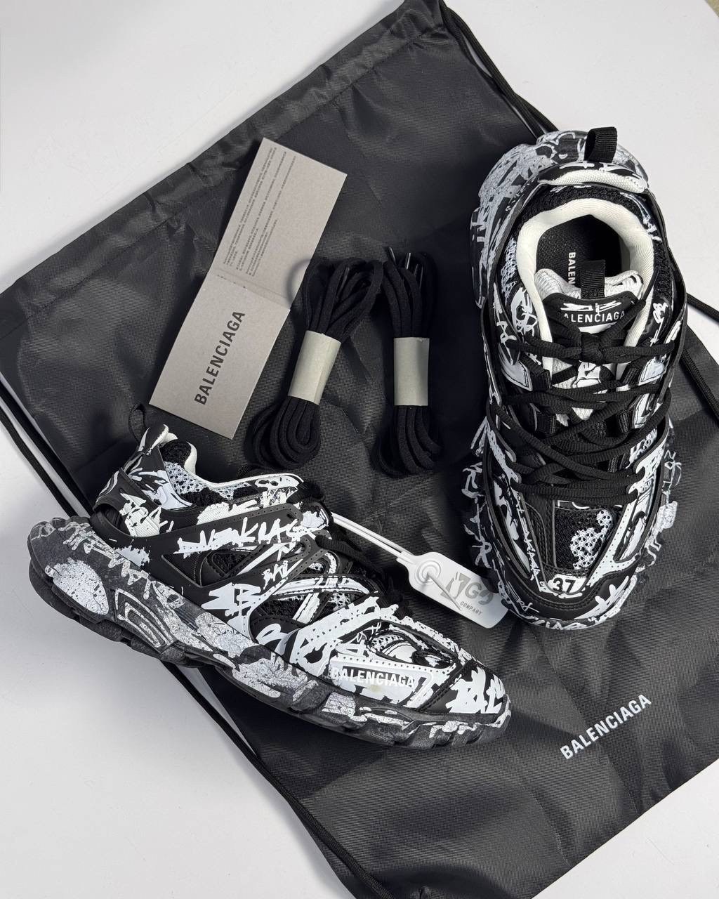 кроссовки женские balenciaga,кроссовки balenciaga,кроссовки balenciaga track,кроссовки balenciaga track sneaker graffiti black white,кроссовки track graffiti balenciaga черный